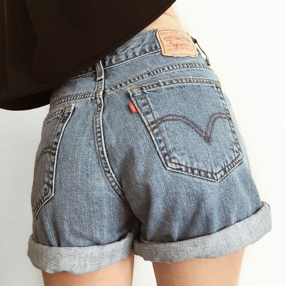 Levi's Pants - Levi’s high waisted shorts